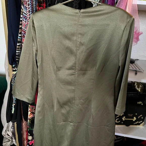 Elliatt Olive Mini Dress - Picture 5 of 6